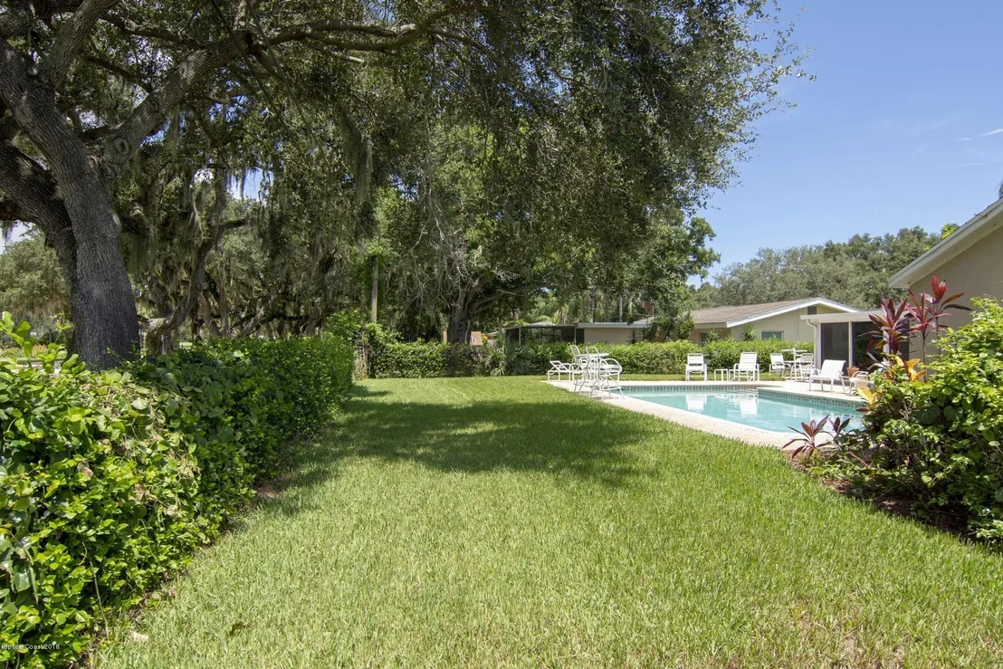 Photo of 3007 Golfview Drive