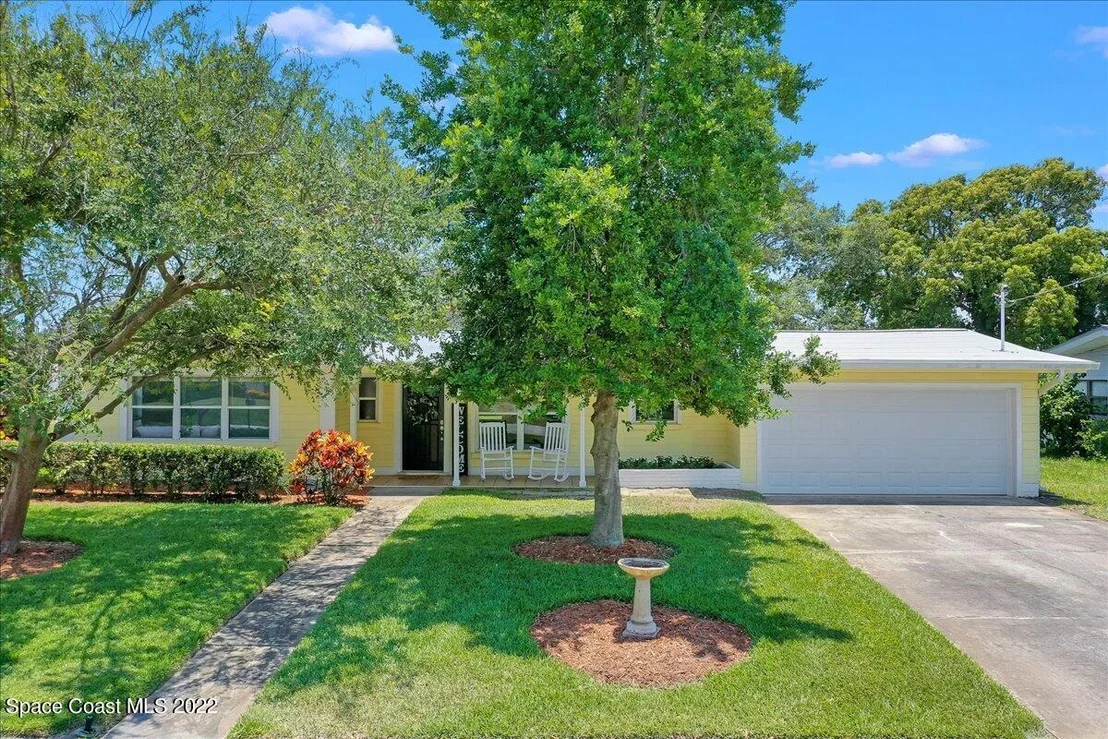 Photo of 453 Dolphin Street