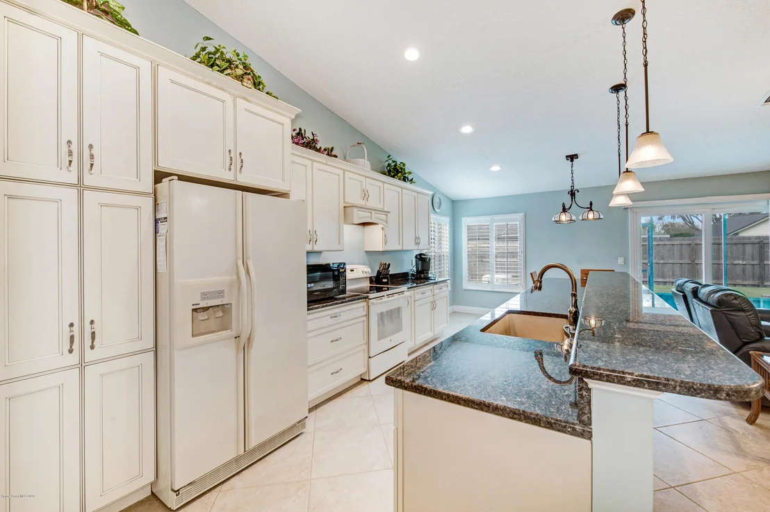 Photo of 1236 Walnut Grove Way