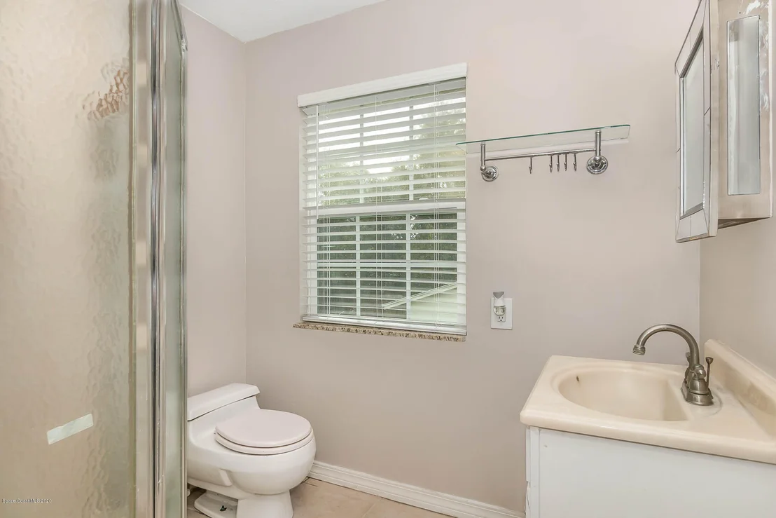 Photo of 2525 Coconut Drive