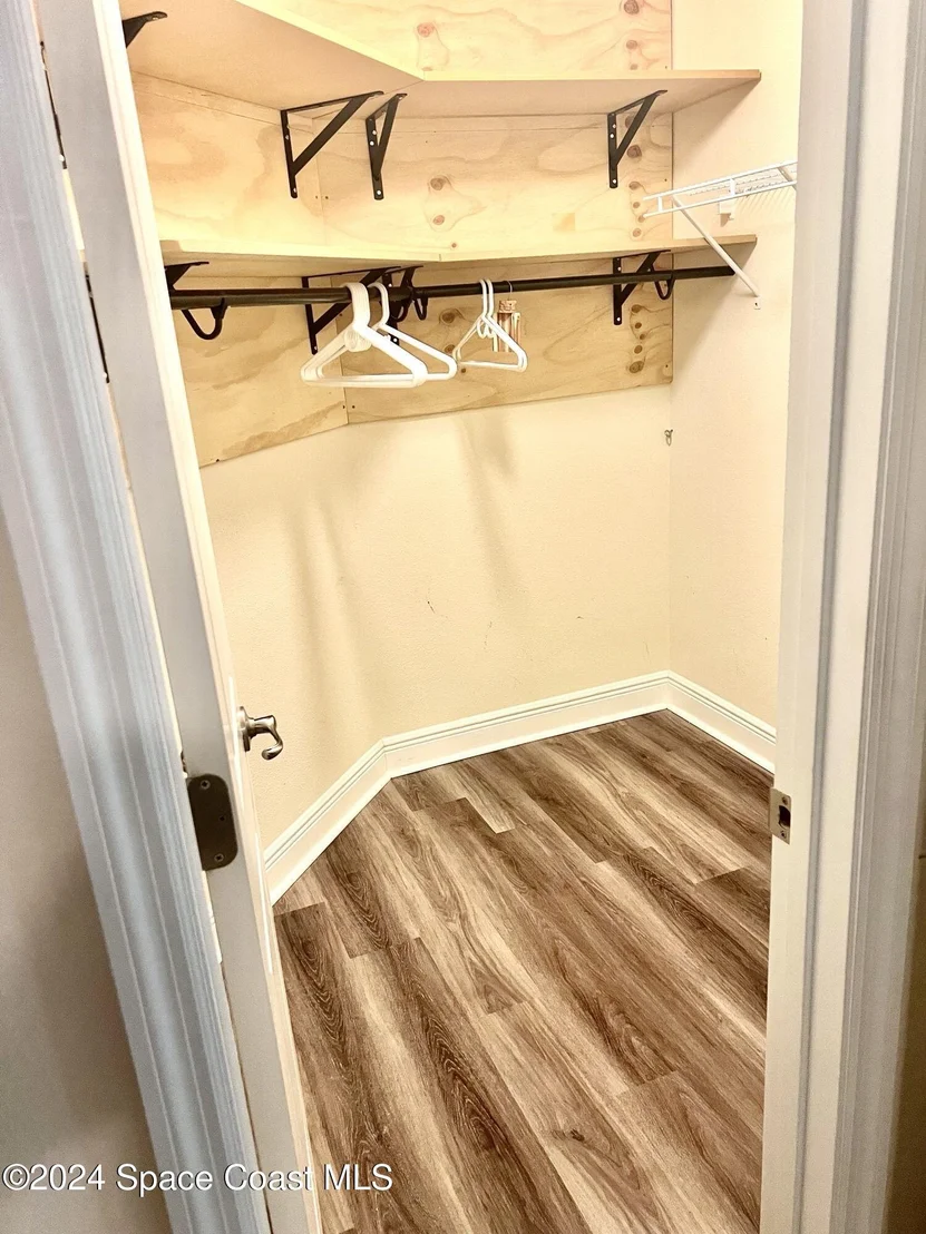 Photo of 596 Mason