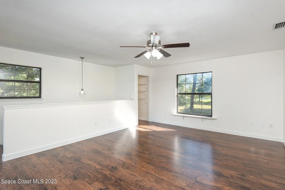 Photo of 3884 Sterling Street