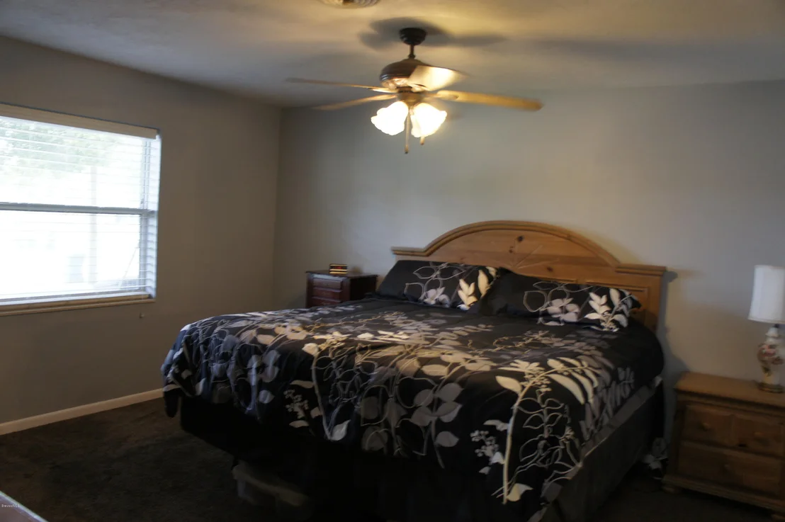 Photo of 566 Hillside Court