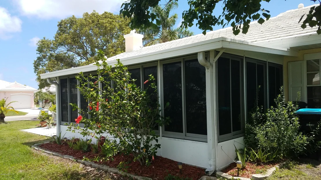 Photo of 1942 Elderberry Court NE