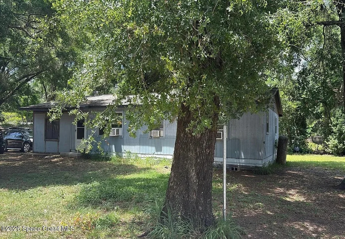 Photo of 1825 Huggins Drive
