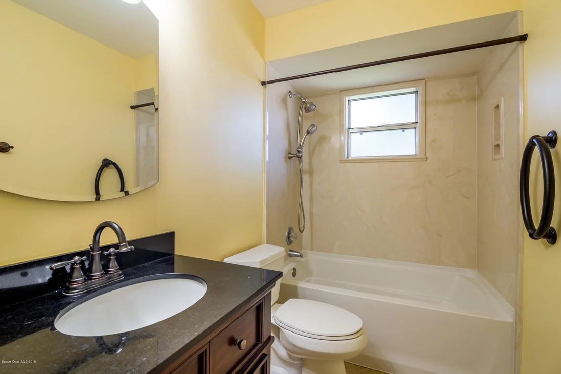 Photo of 807 Pine Valley Court