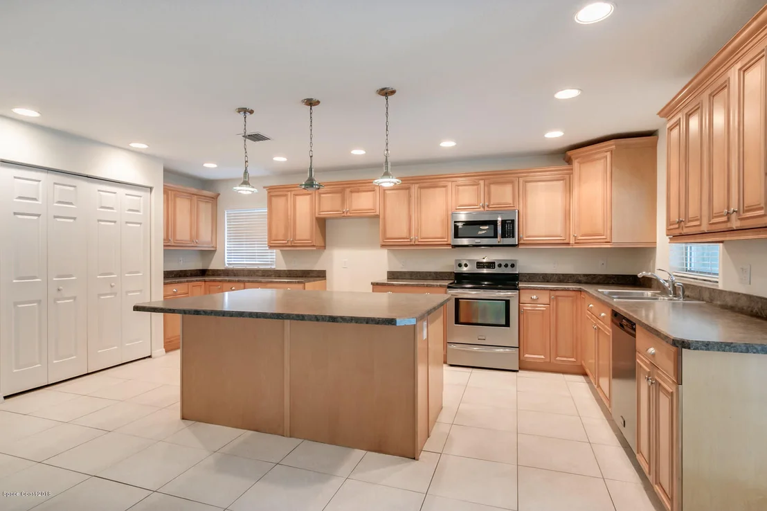 Photo of 156 Nebraska Circle