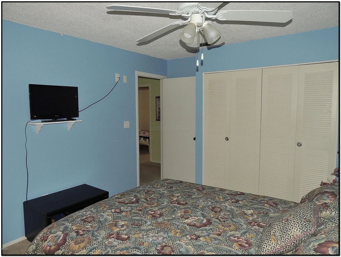 Photo of 3251 NE Edgewood Drive
