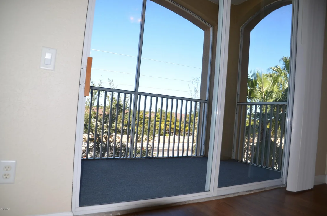 Photo of Unit 307 at 3848 Lexmark Lane