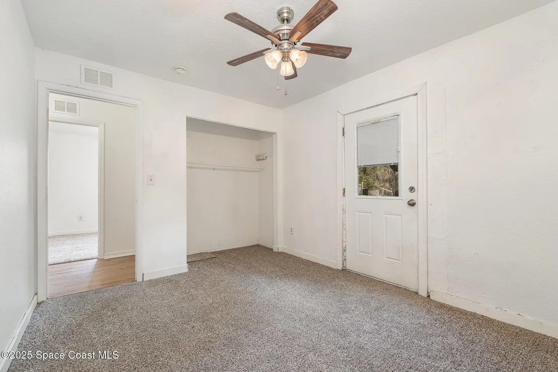 Photo of 2279 Washington Street NE