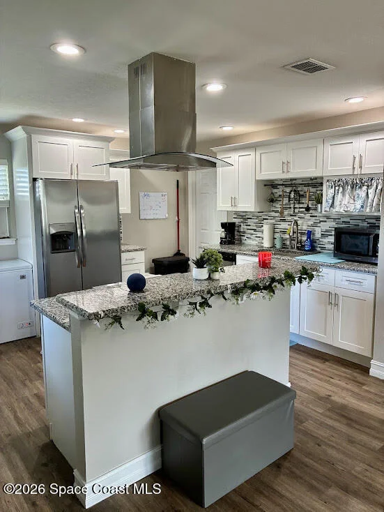 Photo of 2394 Saint Dunston Lane