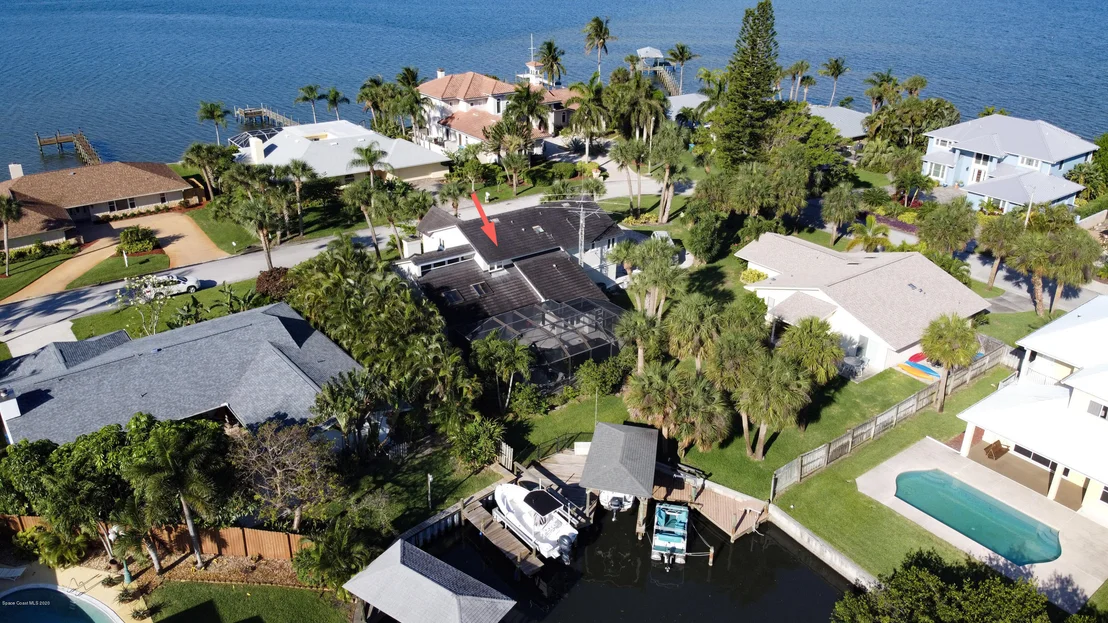 Photo of 432 Riverview Lane