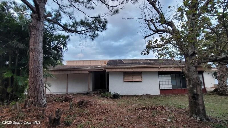 Photo of 443 Myrtlewood Road