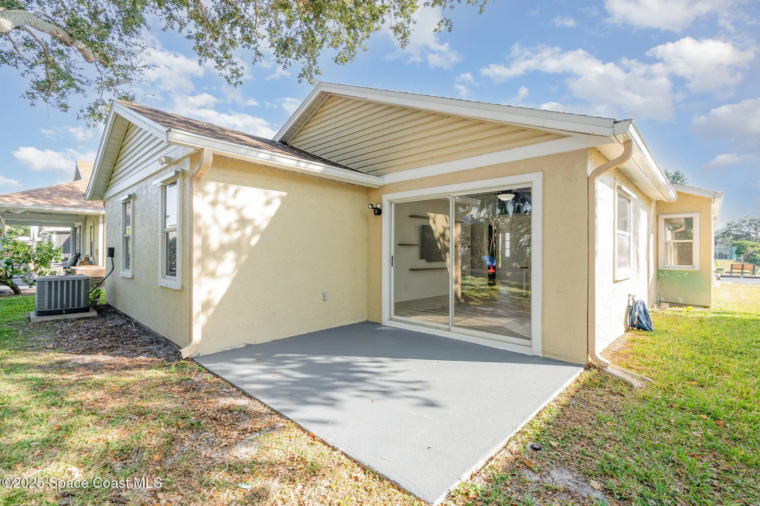 Photo of 4118 Twin Oaks Boulevard