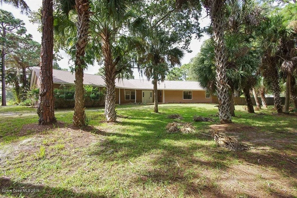 Photo of 2120 Turtle Mound Road