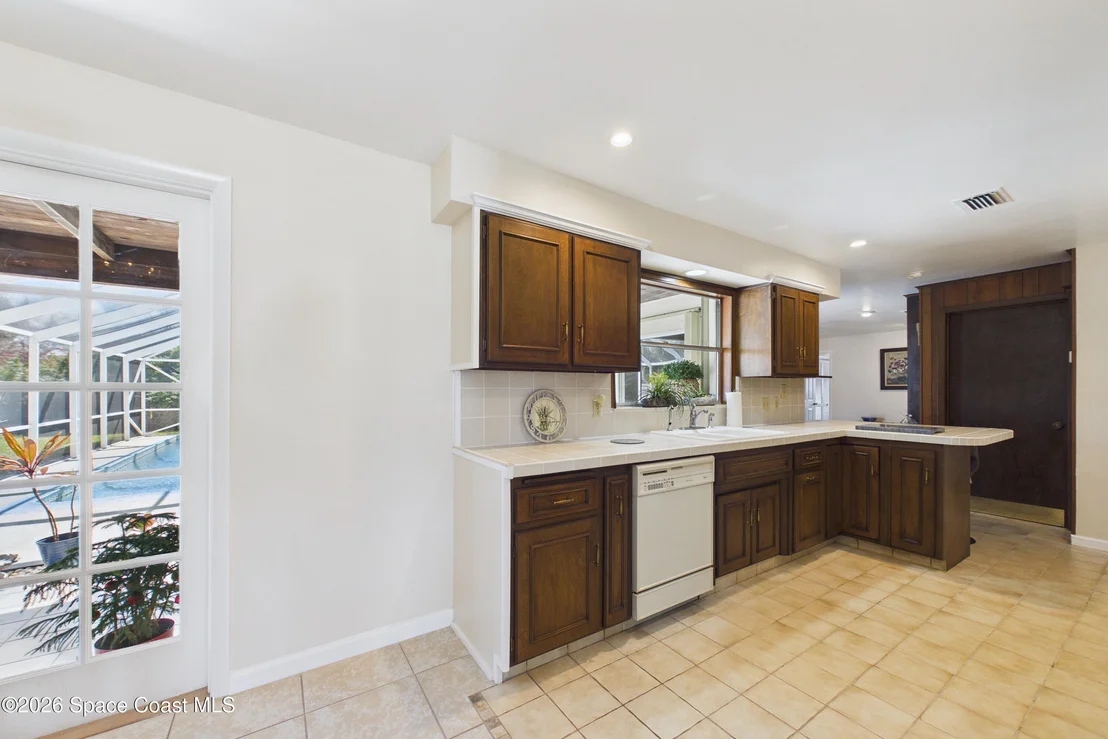 Photo of 215 Sand Pine Road