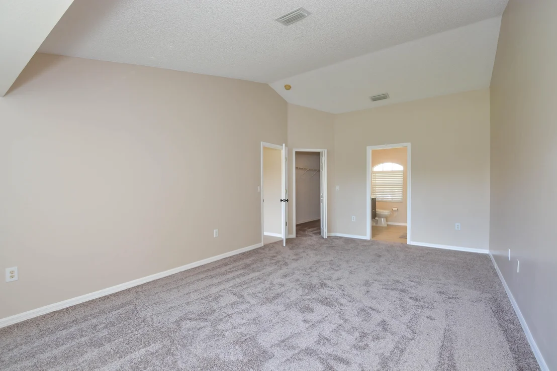 Photo of 1898 Fallon Boulevard NE