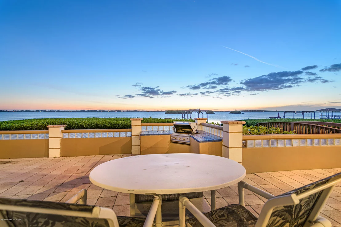 Photo of 454 Lanternback Island Drive