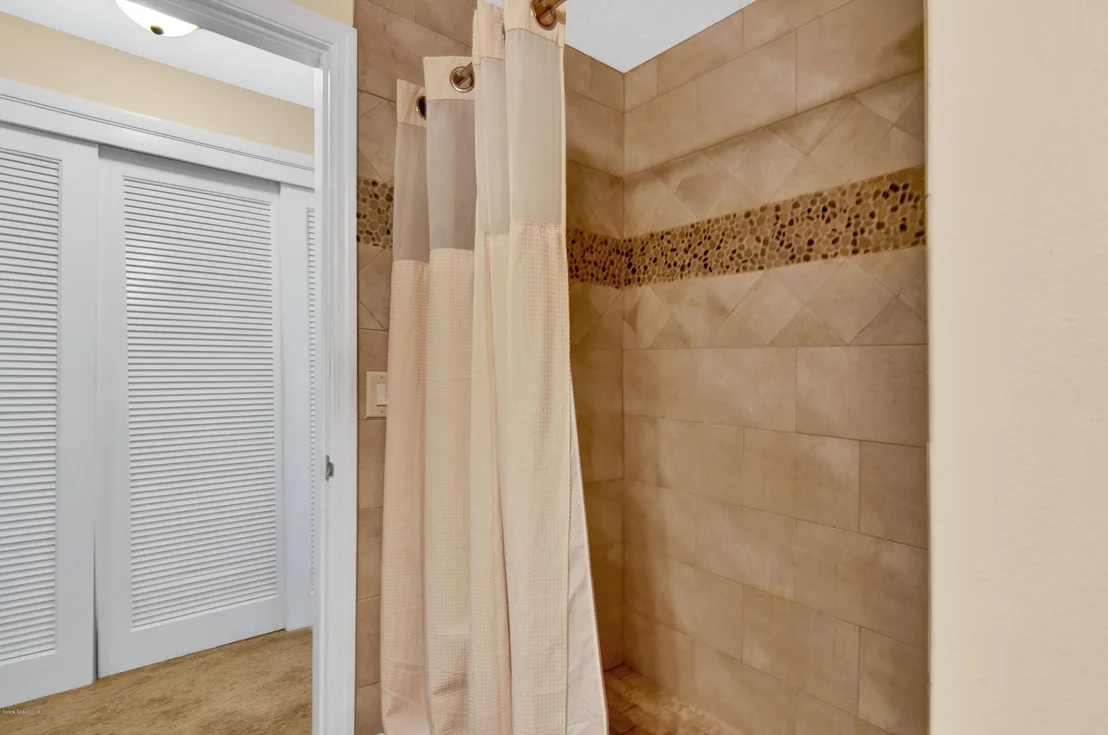 Photo of 413 Sunset Boulevard