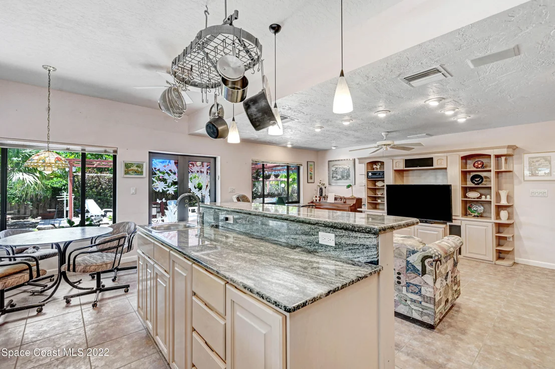 Photo of 1102 Cheyenne Drive