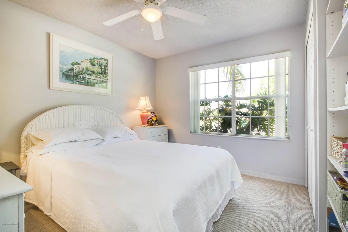Photo of 7217 Hammock Lakes Drive