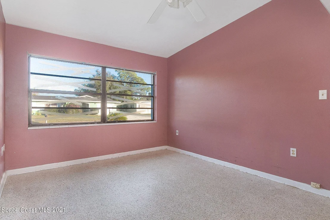 Photo of 705 Thomas Avenue