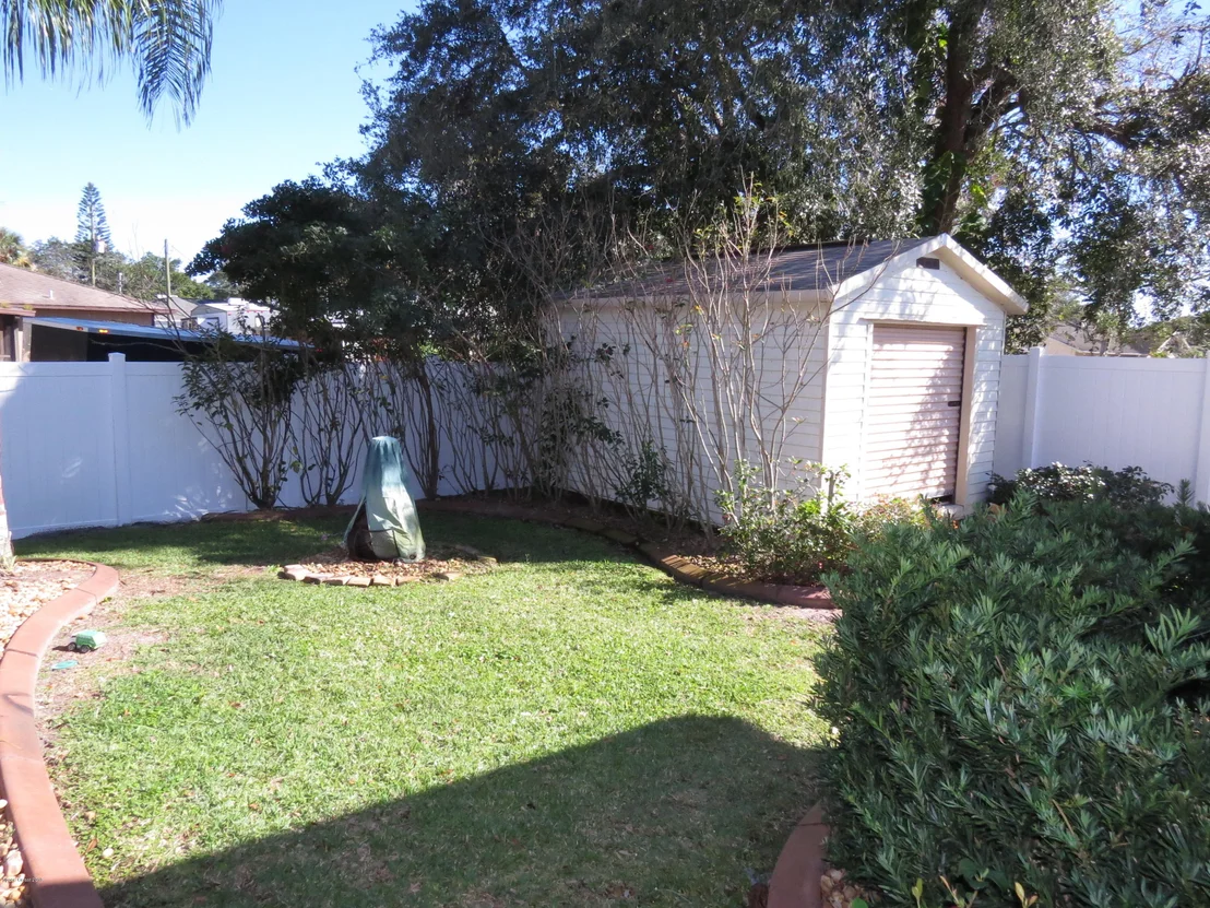 Photo of 6645 Fuller Avenue