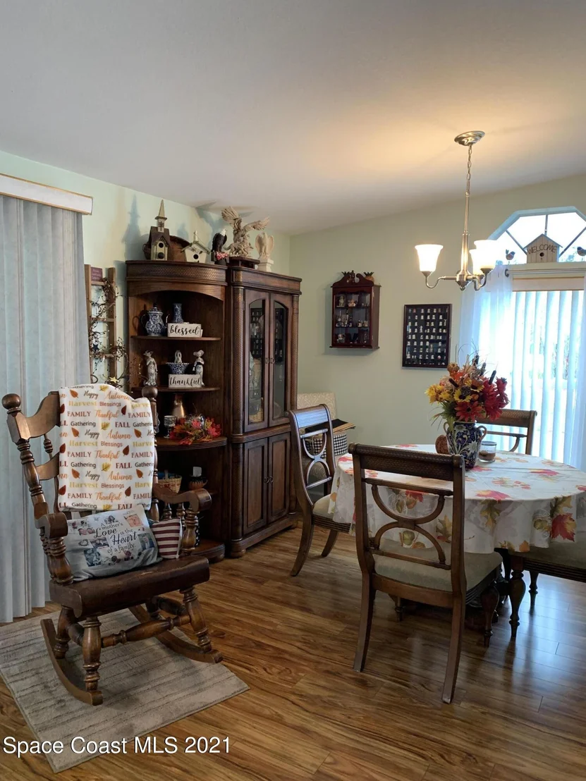 Photo of 372 Scenic Drive