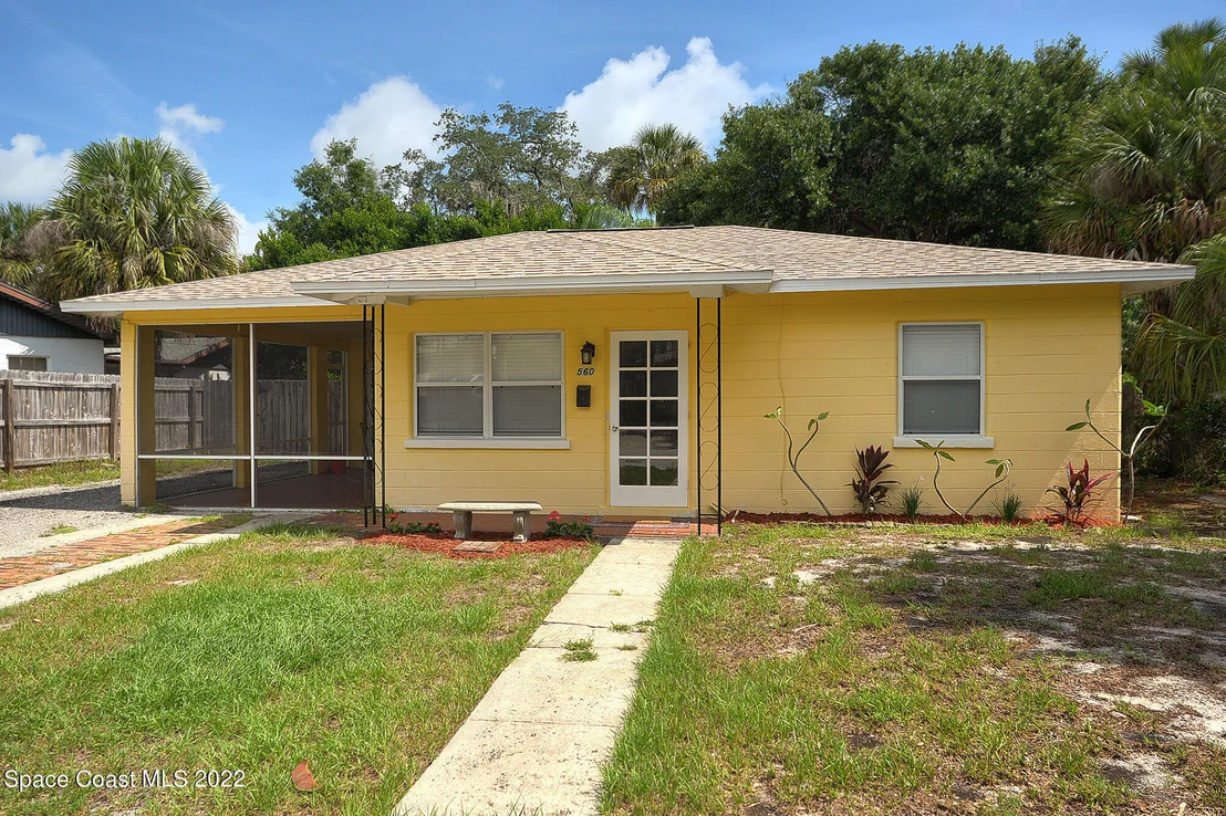 Photo of 560 Shady Lane