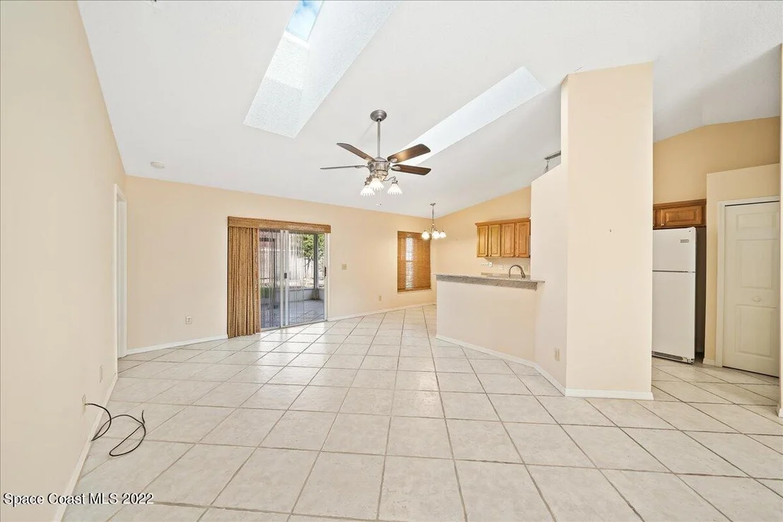 Photo of 958 Tamarind Circle