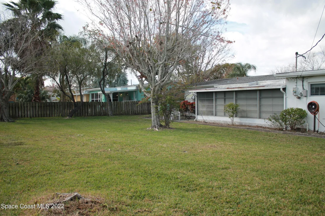 Photo of 721 Ixora Drive