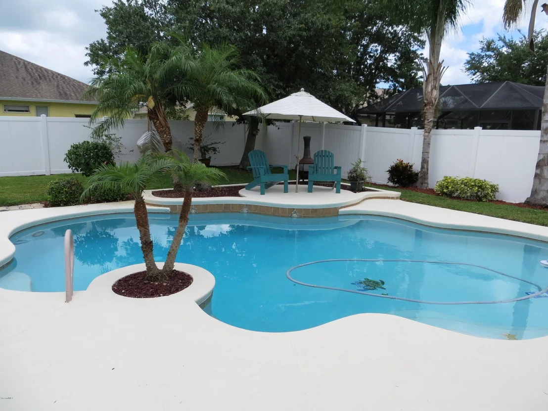 Photo of 1520 Whitman Drive