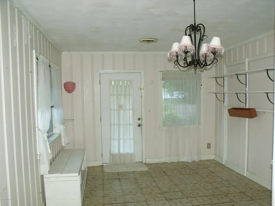Photo of 3048 Sunset Lane