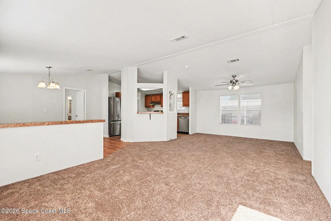 Photo of 423 Brozman Lane