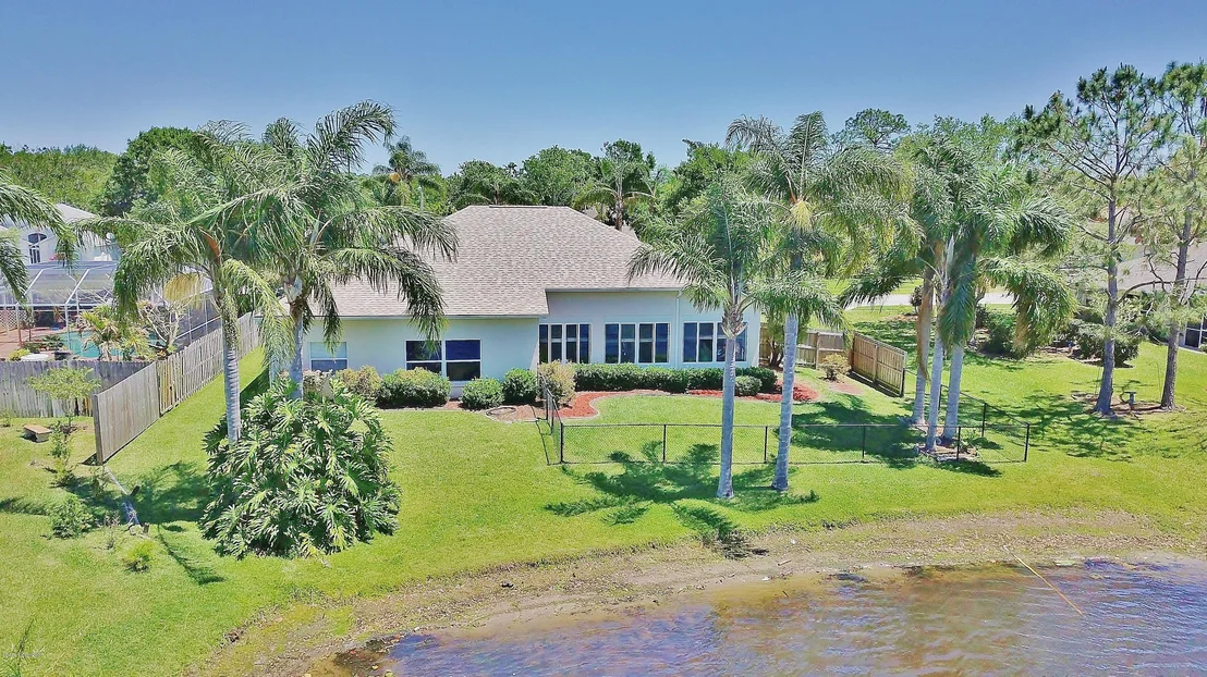 Photo of 969 Kingfisher Way