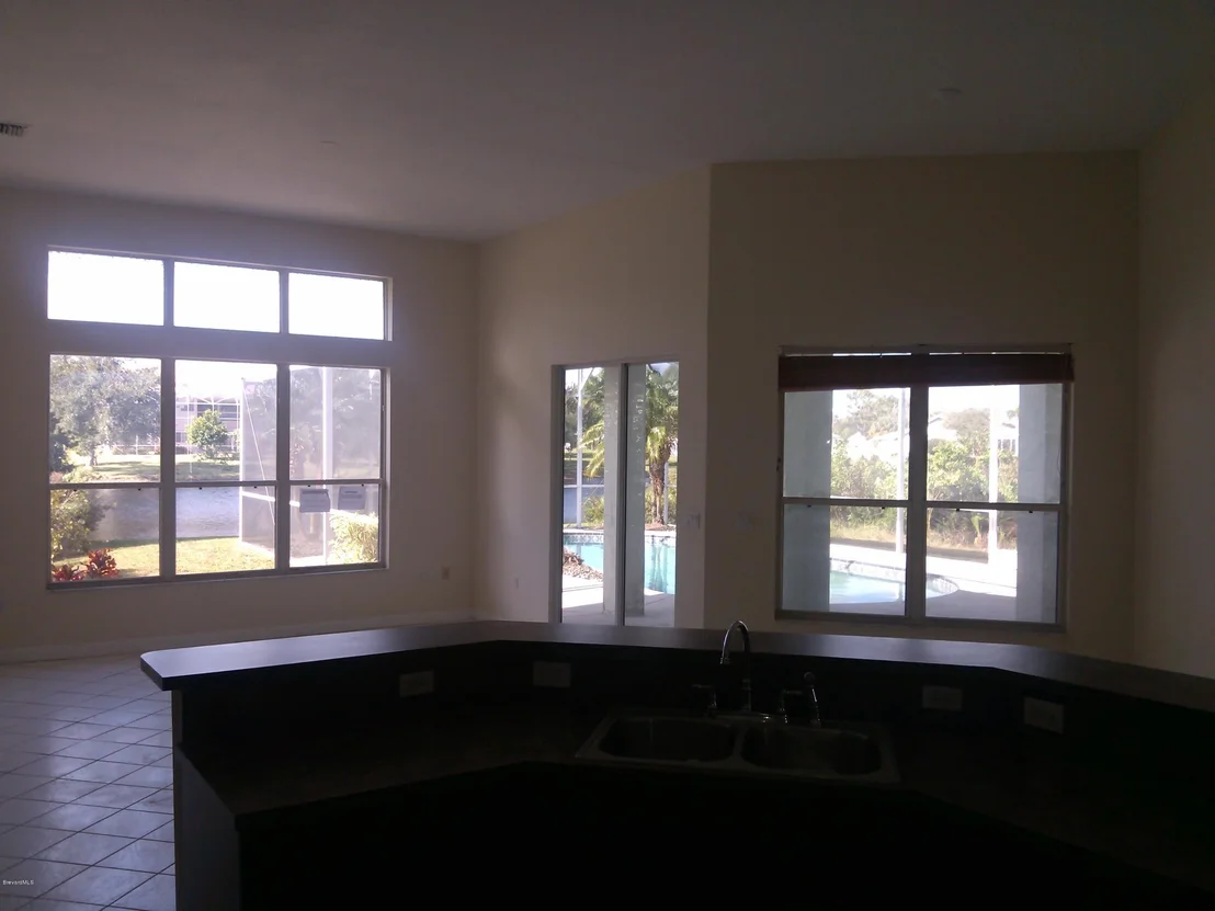 Photo of 4474 Long Lake Road