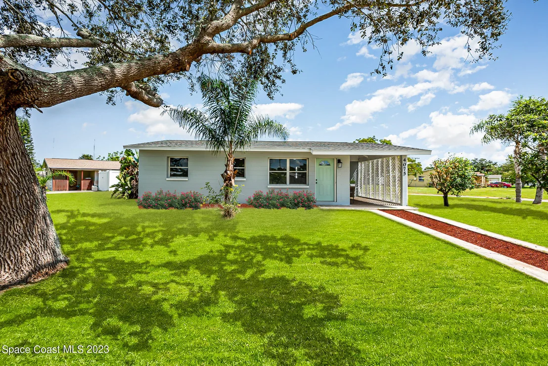 Photo of 4075 Robinhood Drive