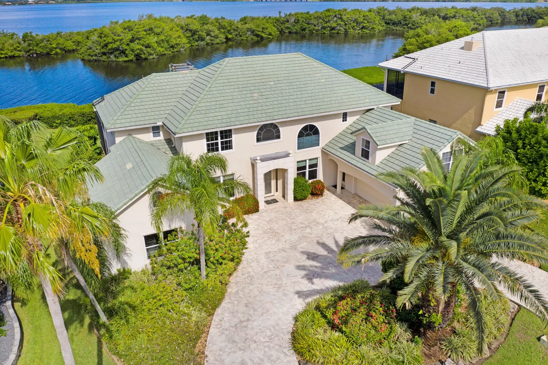 Photo of 406 Lanternback Island Drive