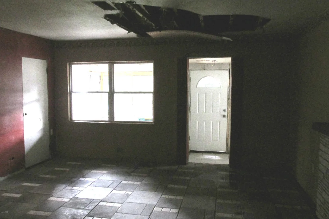 Photo of 84 NW Irwin Avenue