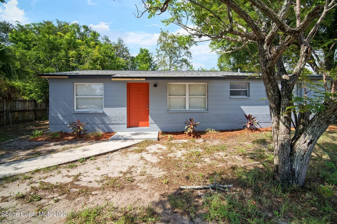 Photo of 1665 134th Avenue N