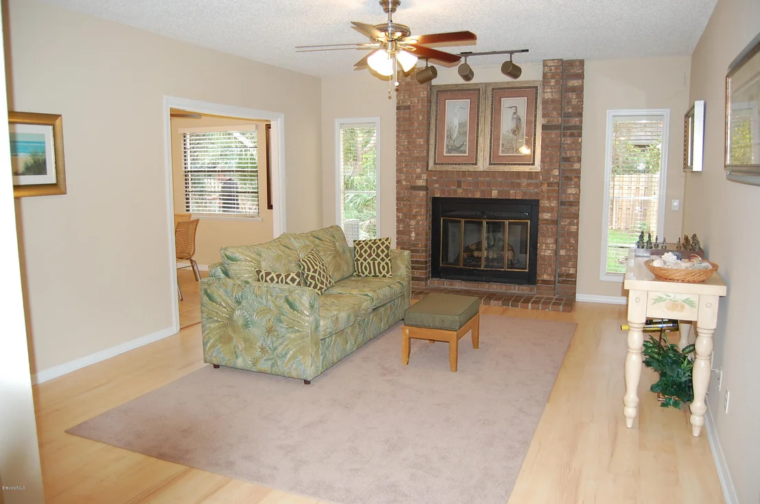 Photo of 544 N Rio Pino