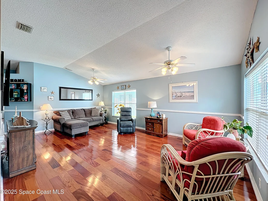 Photo of 1360 Olde Bailey Lane