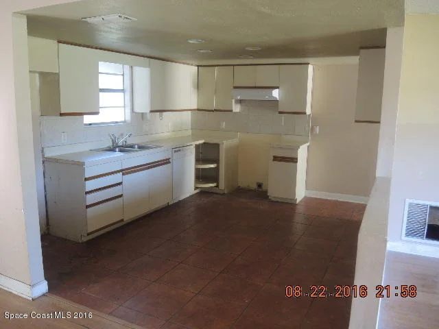 Photo of 3975 Monterey Street