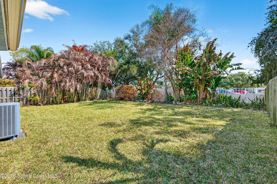 Photo of 7022 Hammock Trace Drive