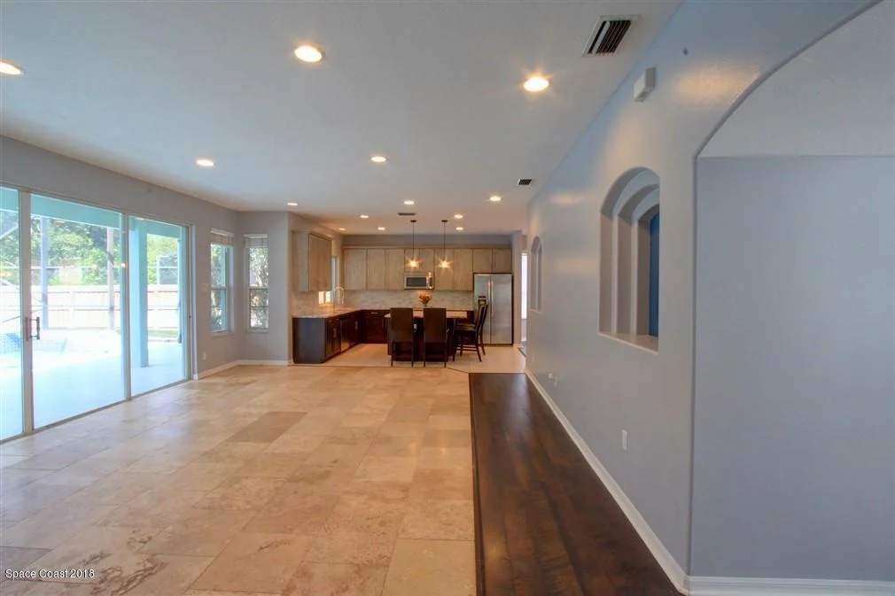 Photo of 5851 Newbury Circle