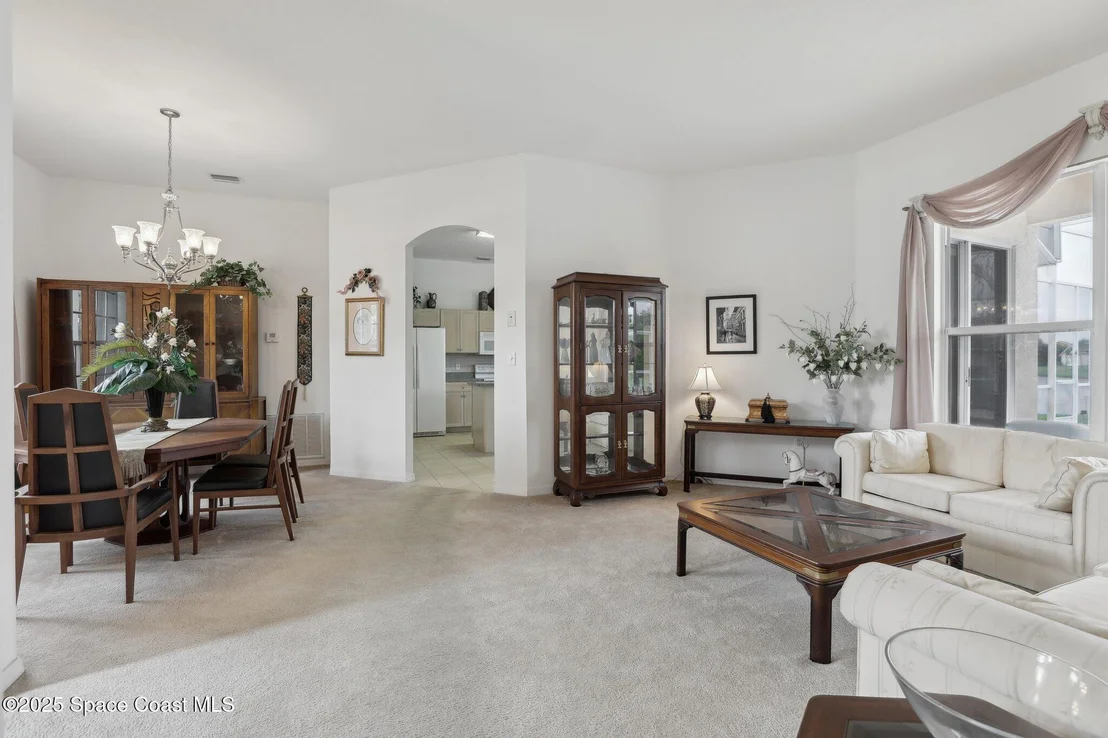 Photo of 4687 Alamanda Drive