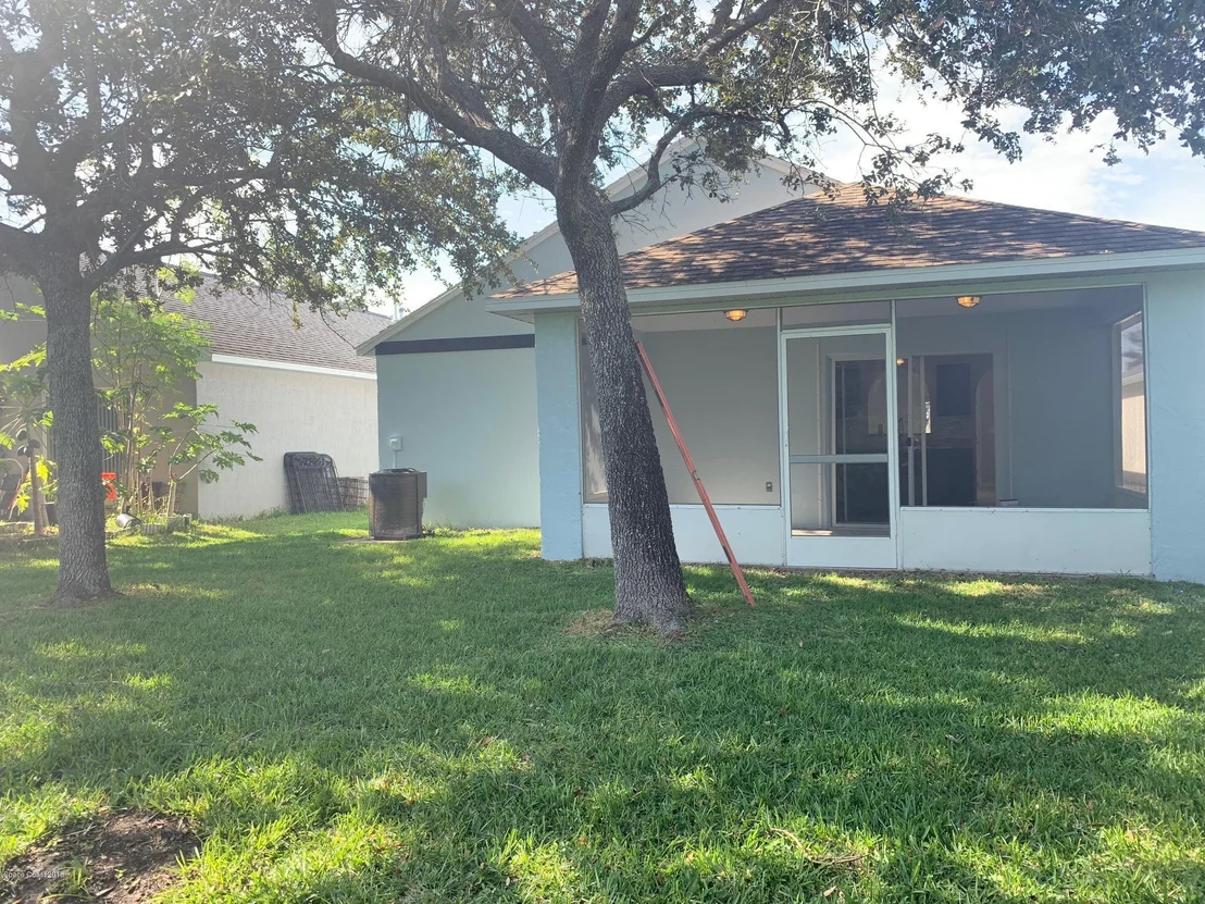 Photo of 2884 Maderia Circle