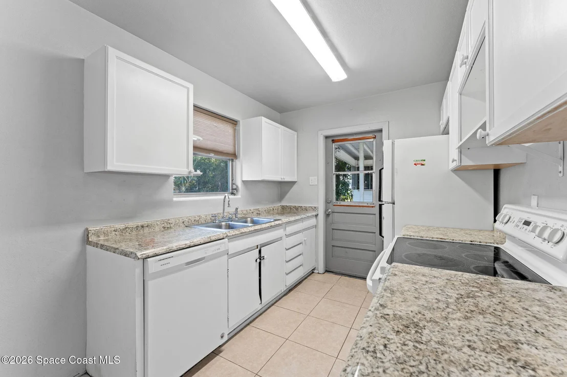 Photo of 1042 Azalea Lane