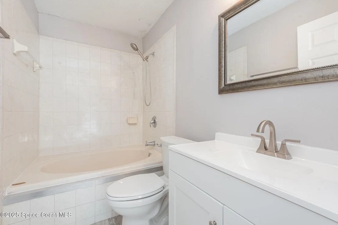 Photo of 1045 Jacaranda Circle