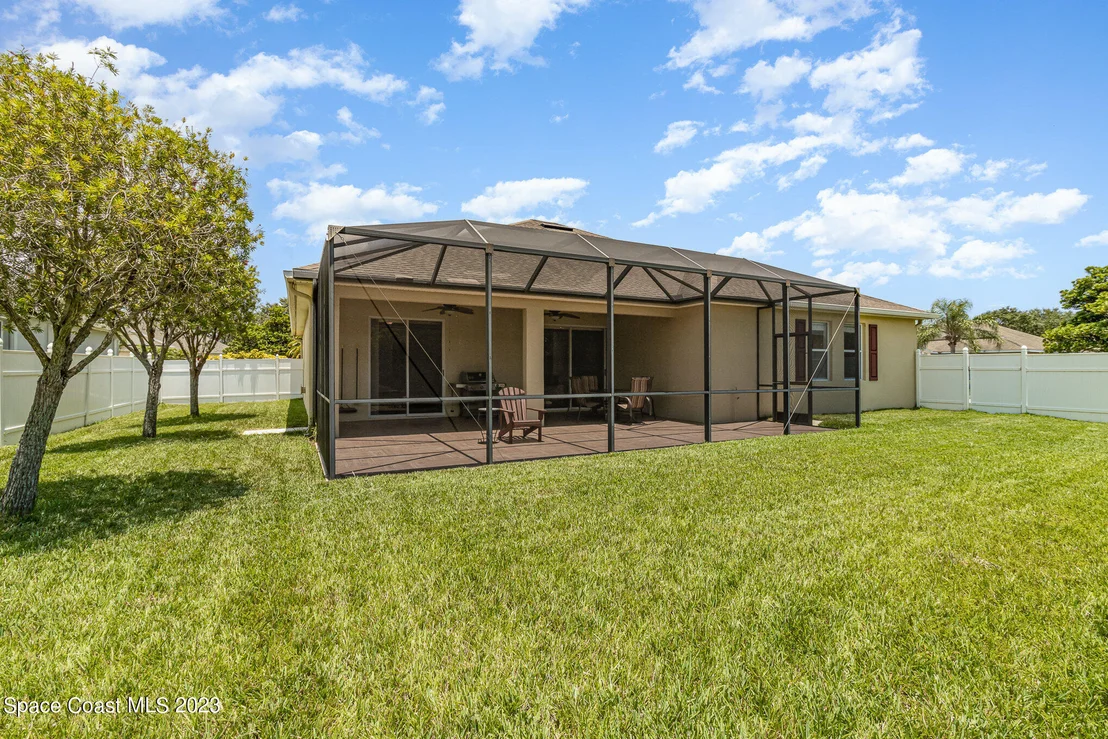 Photo of 1471 Bridgeport Circle